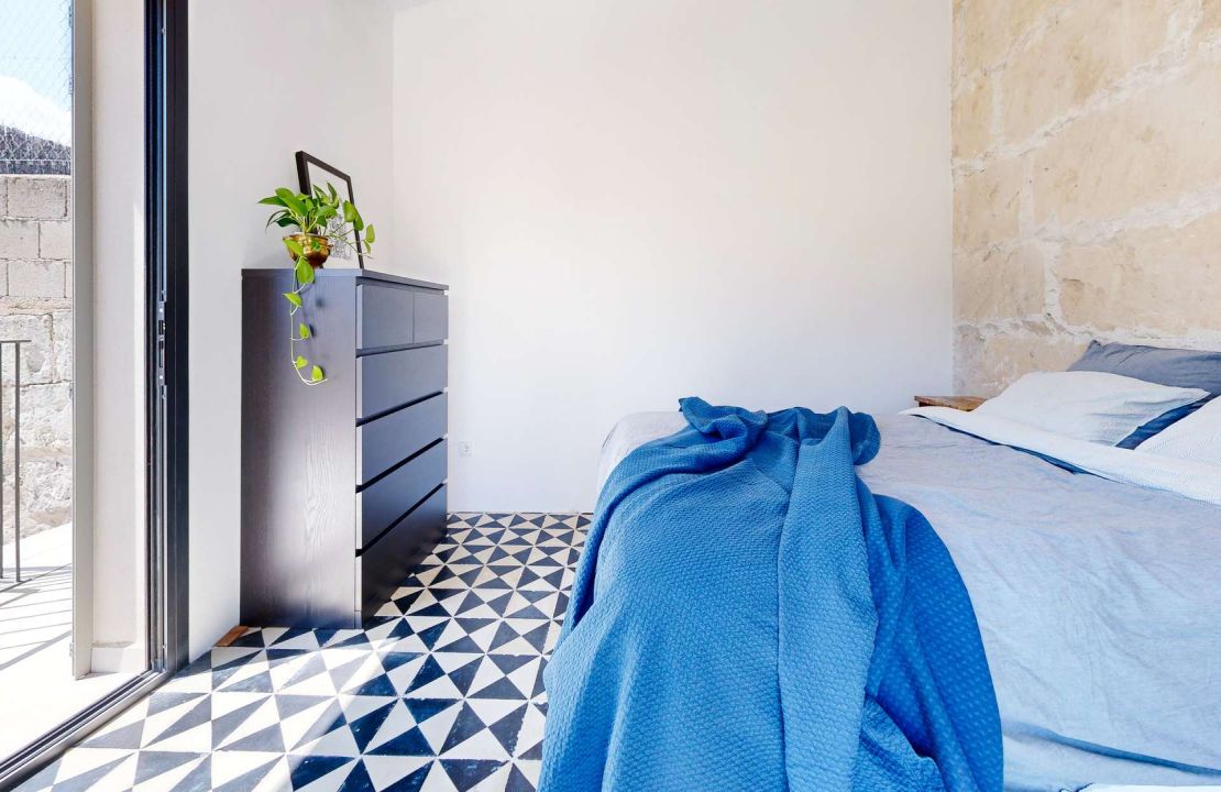 Stunning townhouse in Sa Pobla with large garden, pool and guest house
